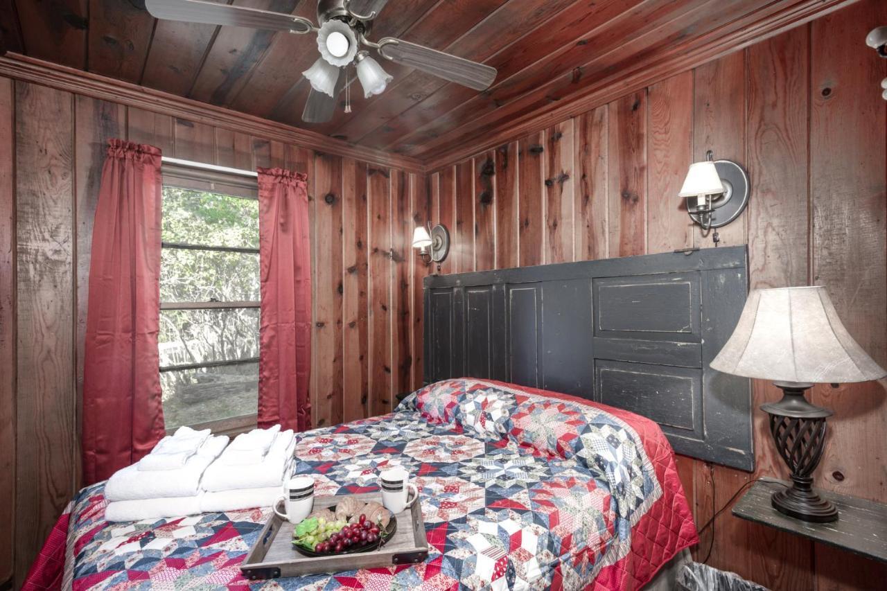 Cozy Cabin, 2 Bedrooms, Fireplace, Midtown, Sleeps 5 Ruidoso Eksteriør bilde